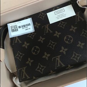 Louis Vuitton toiletry